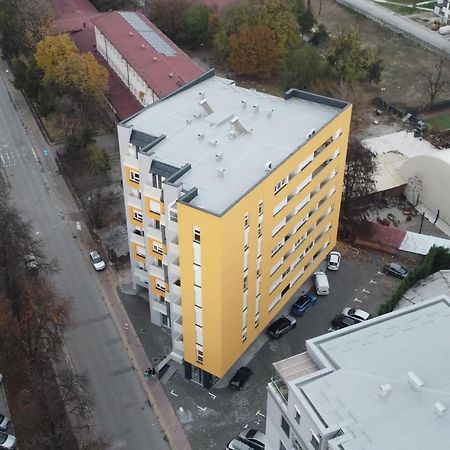 Green Apartment 斯科普里 外观 照片