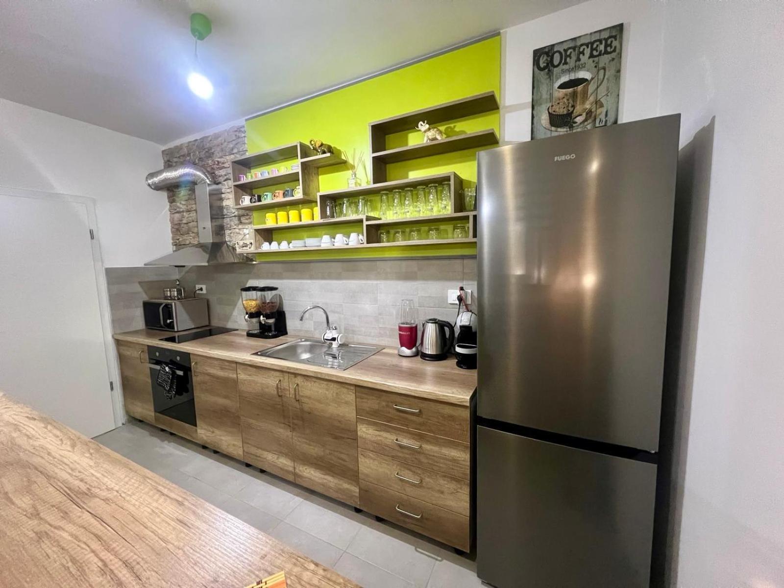 Green Apartment 斯科普里 外观 照片